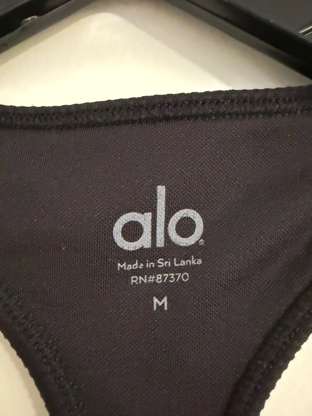 ALO Yoga Seamless Ribbed Bra — Black